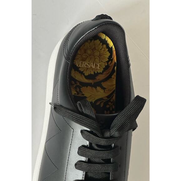 Versace Medusa Men's Black Leather Sneakers 10 US (43 Euro) 1016936 NIB - Picture 3 of 16